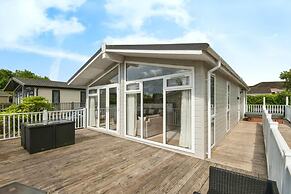 Remarkable 3-bed Lodge in Honiton