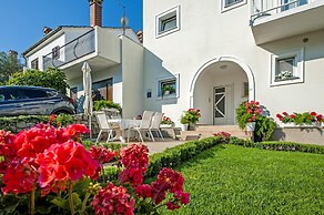 Apartments and Room Marko