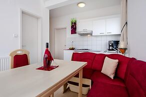 Apartments and Room Marko