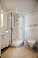 Apartments and Room Marko