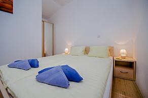 Apartments and Room Marko