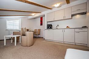 Apartments and Room Marko