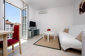 Apartments and Room Marko