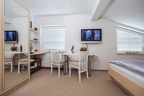 Apartments and Room Marko