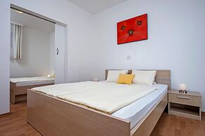 Apartments and Room Marko