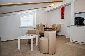 Apartments and Room Marko