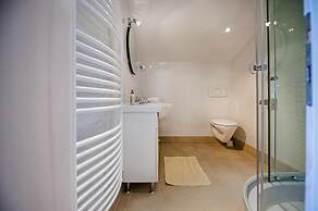 Apartments and Room Marko