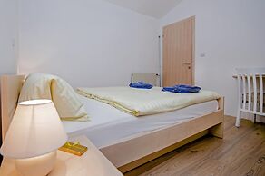 Apartments and Room Marko