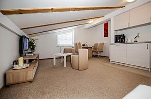 Apartments and Room Marko