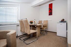 Apartments and Room Marko