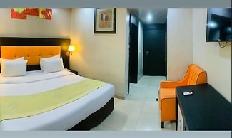 Oakspring Hotel & Luxury Suites