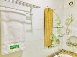 Oakspring Hotel & Luxury Suites