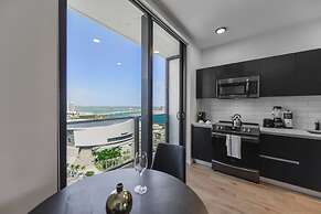 Bayfront Bliss Stunning Bay View Condo