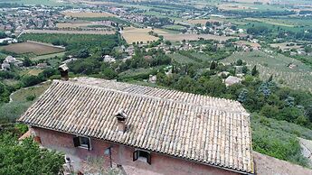 Italian Charming Mansion in the County Side. Enjoy Umbria