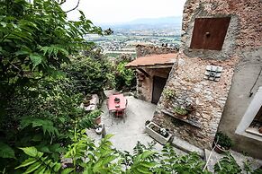 Italian Charming Mansion in the County Side. Enjoy Umbria