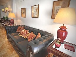 Exclusive Apartment in Recoleta BN4 by Apartments Bariloche