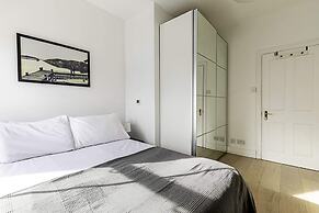 Converted Brewery Apartment With Terrace