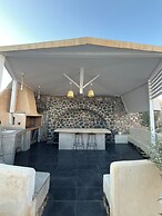 Leon Lux Apartments