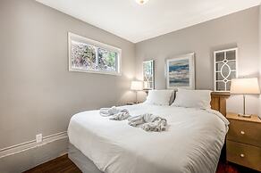 Perfect Getaway Cabin in the Okanagan 6