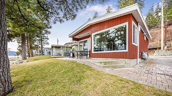 Perfect Getaway Cabin in the Okanagan 6
