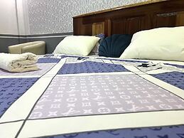 De Capital Hotels & Restaurants