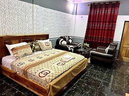 De Capital Hotels & Restaurants