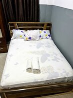 De Capital Hotels & Restaurants