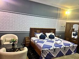 De Capital Hotels & Restaurants