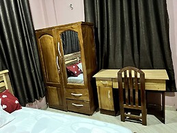 De Capital Hotels & Restaurants