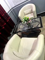 De Capital Hotels & Restaurants