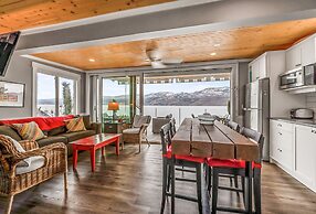 Lakeside Serenity Retreat 10