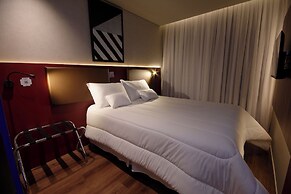 Golden Tower Express Nações Unidas by Fênix Hotéis