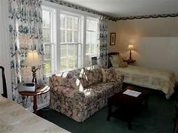 Hillsdale House Inn
