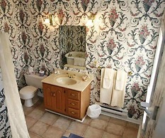Hillsdale House Inn