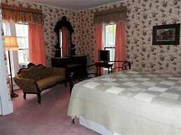 Hillsdale House Inn