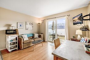 Lakeside Condo w Large Outdoor Space