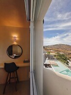 Eolithos Suites
