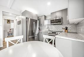 Family Friendly Cottage w Amazing View