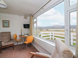 Lochead Chalet