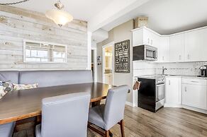 Secluded Cabin on Lake Okanagan