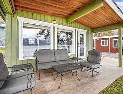 Secluded Cabin on Lake Okanagan