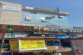 Hotel Bhavya Mansion