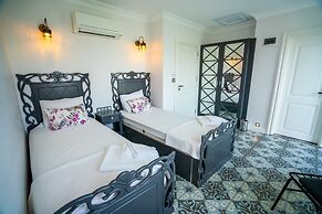 Cunda Pusula by Megaron Homes