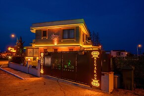 Cunda Pusula by Megaron Homes