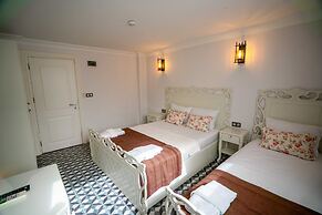 Cunda Pusula by Megaron Homes