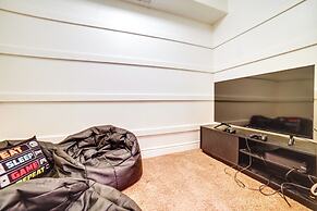 Rigby Home w/ Game Room & Fire Pit