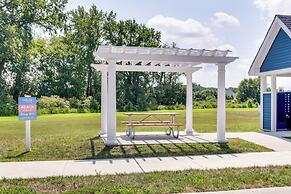 Pool Access & Beach Shuttle: Millville Townhome!