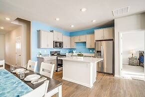 Pool Access & Beach Shuttle: Millville Townhome!