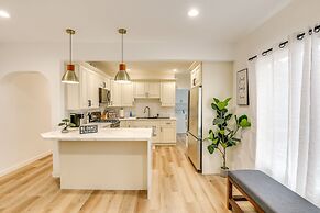 East Los Angeles Home - 7 Mi to Downtown!