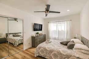 East Los Angeles Home - 7 Mi to Downtown!